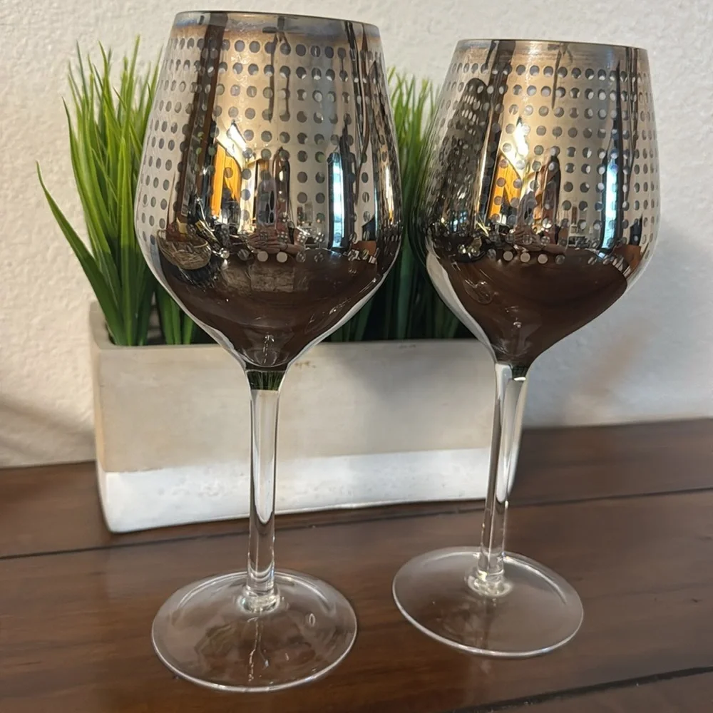 Lavish by Circleware Crystal, Silver Plated Art Deco, Red Wine Glasses, set of 2 - Picture 4 of 9